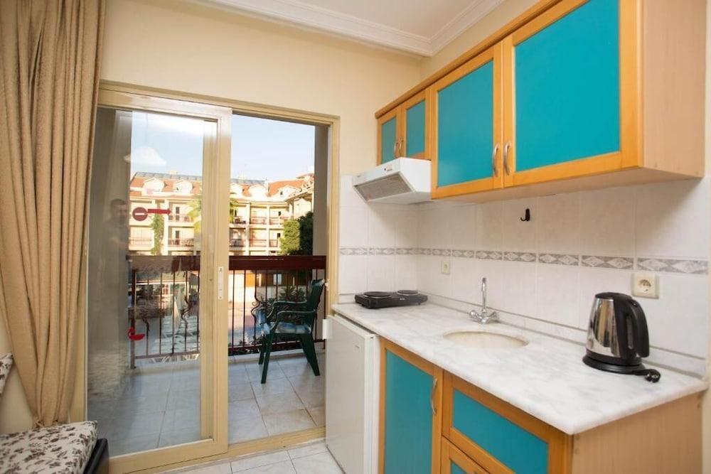 Club Amaris Apartment Мармарис Экстерьер фото