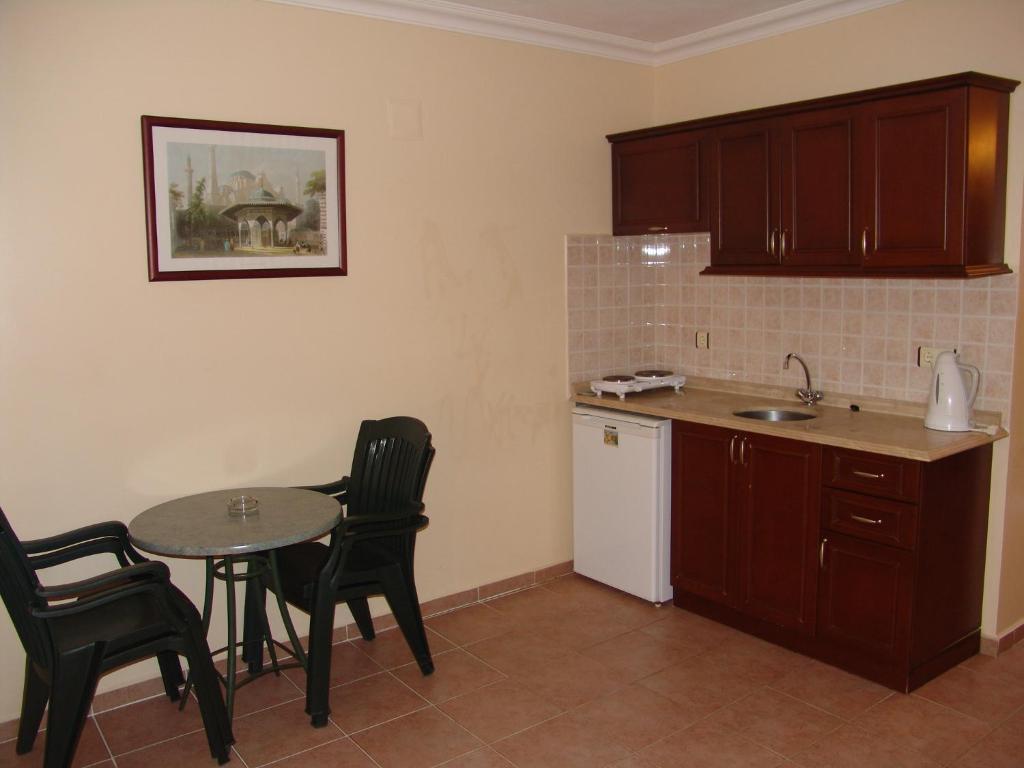 Club Amaris Apartment Мармарис Экстерьер фото