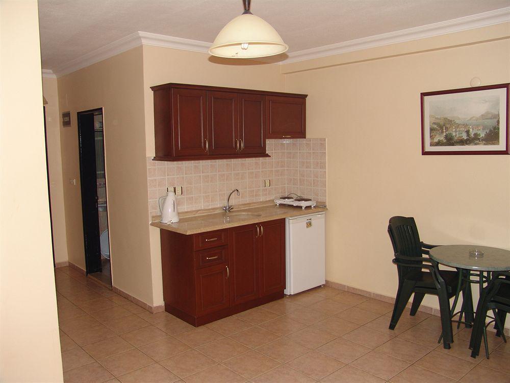 Club Amaris Apartment Мармарис Экстерьер фото